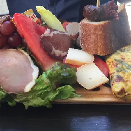 アパート Emilia *