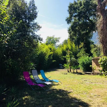 Apartmán Emilia Santa-Maria-Poggio (Corsica)