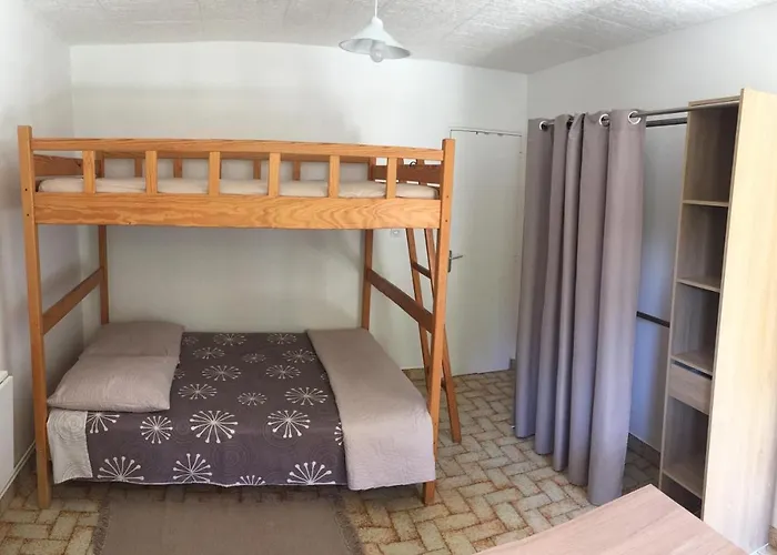 Apartment Emilia Santa-Maria-Poggio (Corsica)